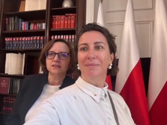 Tłumaczki ustne podczas spotkania z delegacją posłów Europarlamentu w Trybunale Konstytucyjnym